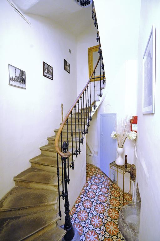 Apartamento Carcassonne Town House, Rue Barbes Exterior foto